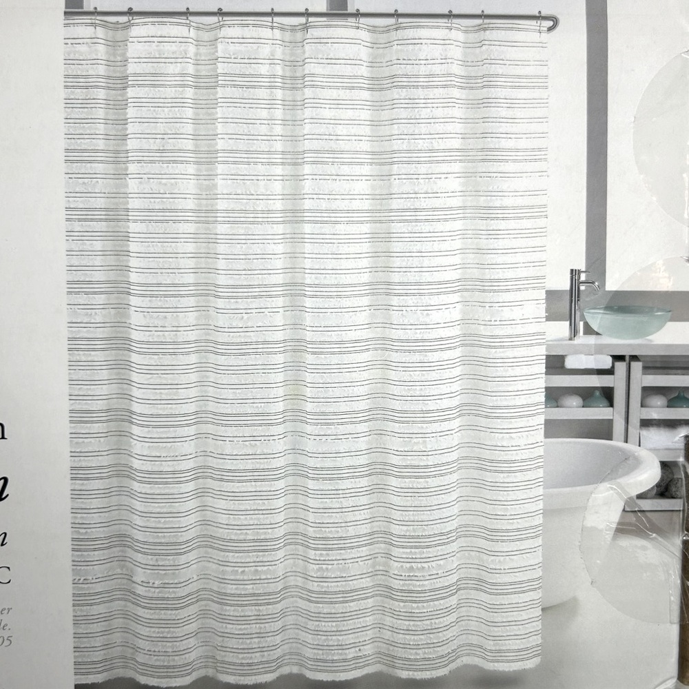 Pure Collection White and Black Shower Curtain
100% COTTON 
72 X 72” 
yarn dyed